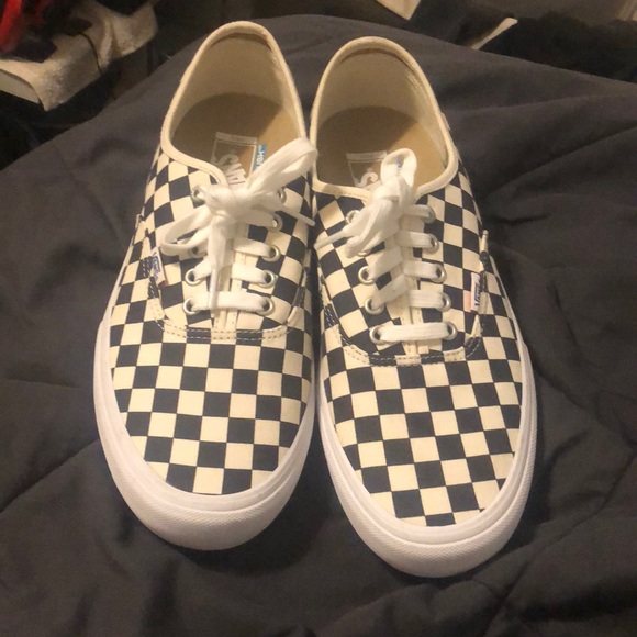 vans ultracush checkerboard